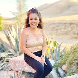 Meet your Posher, Kari